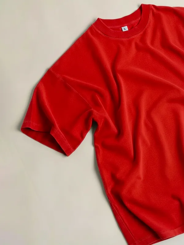 Risk Red Oversized T-shirts