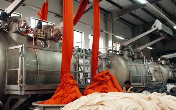 Fabric Dyeing & Washing - Professional apparel manufacturing service