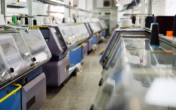 Knitting & Weaving - Professional apparel manufacturing service